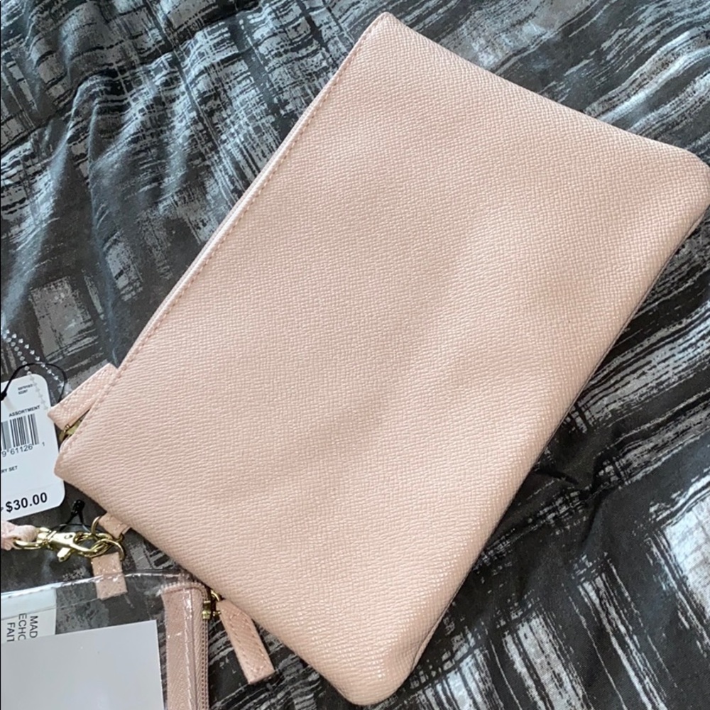 Wallets - Picture 2 of 3